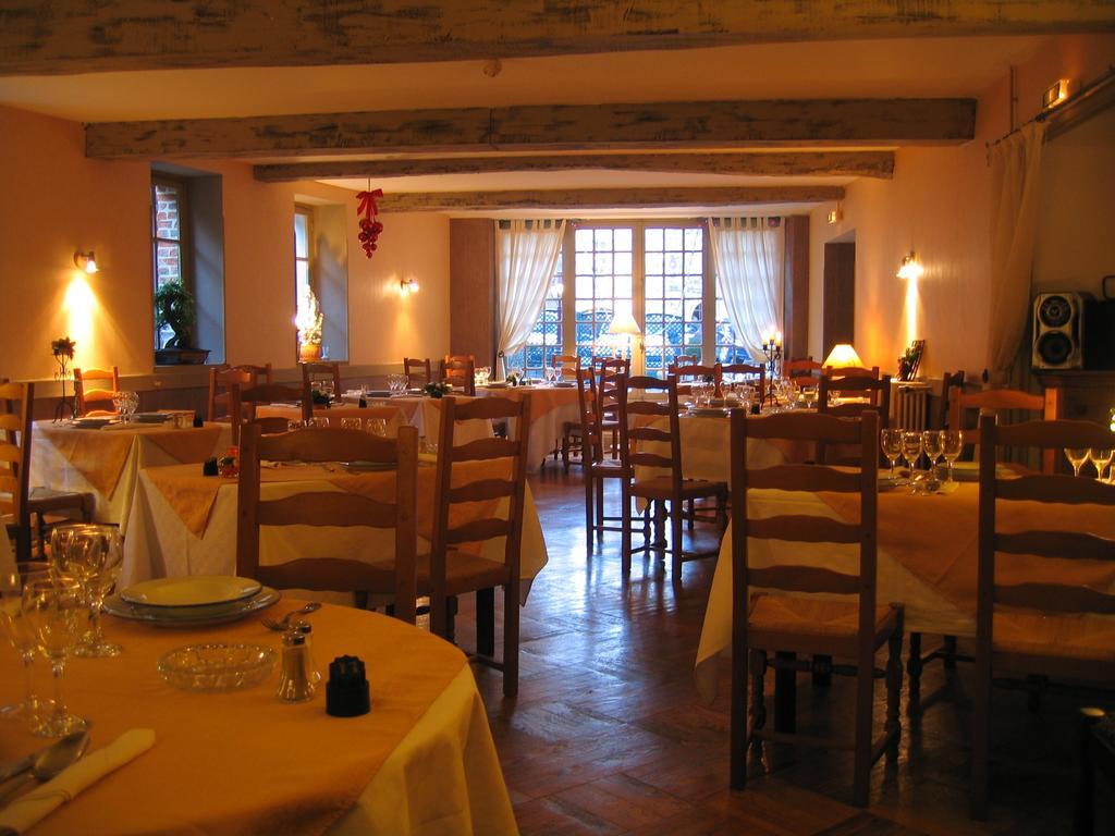 Hotel Restaurant Henri IV Eauze Zewnętrze zdjęcie