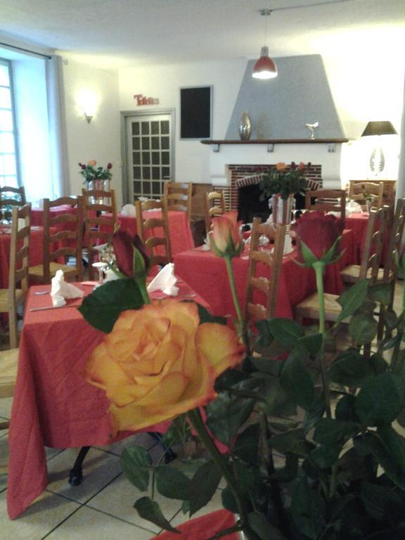 Hotel Restaurant Henri IV Eauze Zewnętrze zdjęcie