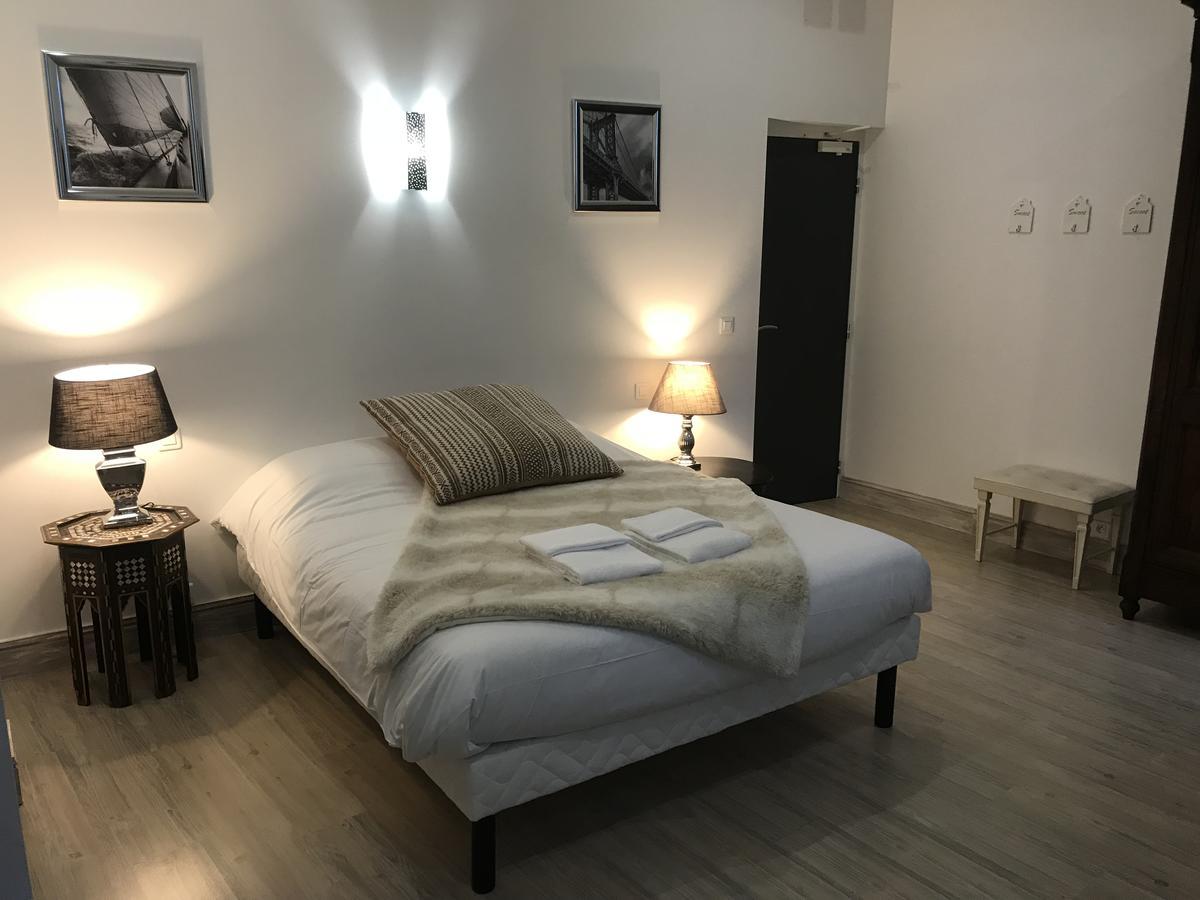 Hotel Restaurant Henri IV Eauze Zewnętrze zdjęcie